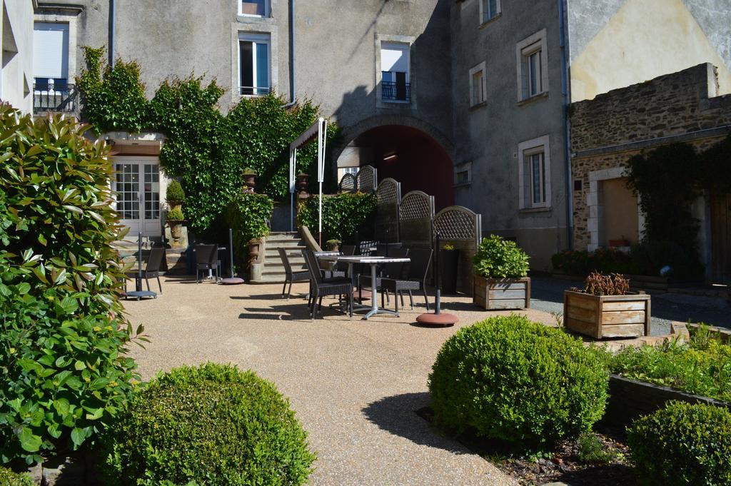 Logis Le Bretagne Hotel Sillé-le-Guillaume Exterior foto